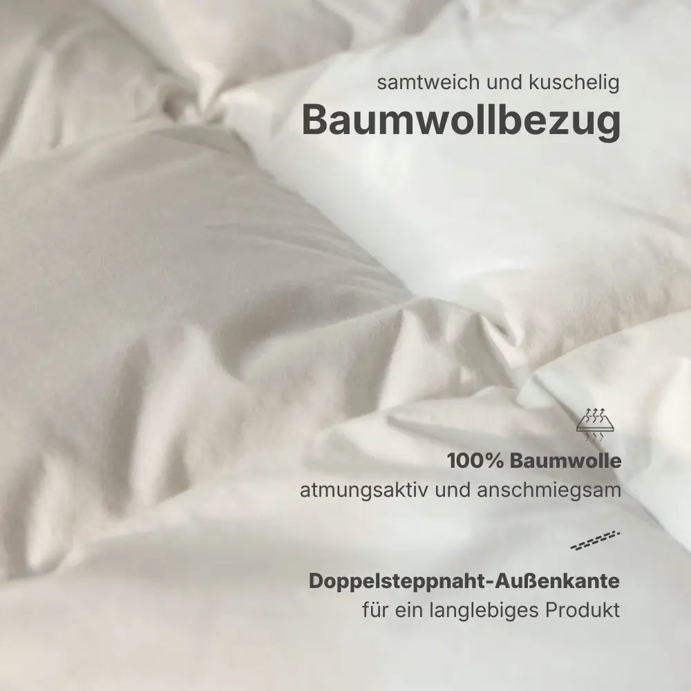 Detailaufnahme der weißen Premium veganen Decke Polypearls mit weich gepolsterten Kammern und glatter, anschmiegsamer Oberfläche